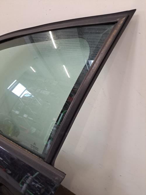 Image Porte avant gauche - CITROEN C4 1