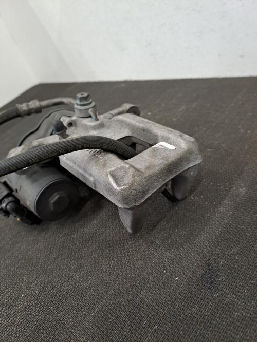 Image Etrier arriere gauche (freinage) - PEUGEOT 308 3 SW