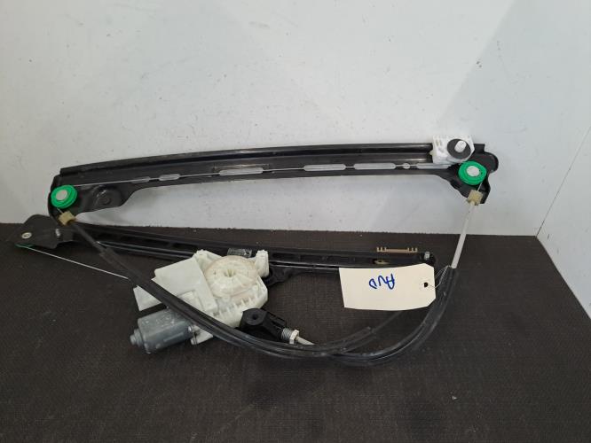 Image Leve vitre electrique avant droit - CITROEN C4 SPACETOURER