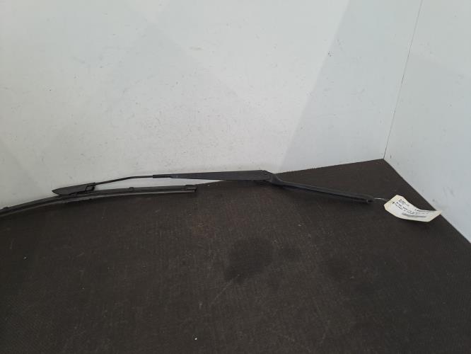 Image Bras essuie glace avant gauche - RENAULT TWINGO 3