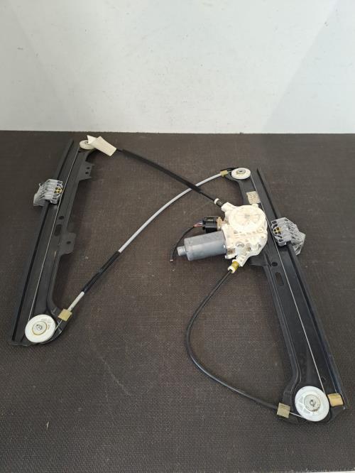 Image Leve vitre electrique avant droit - BMW SERIE 5 E60