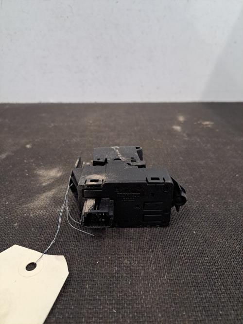 Image Poignee electrique frein a main - RENAULT SCENIC 3