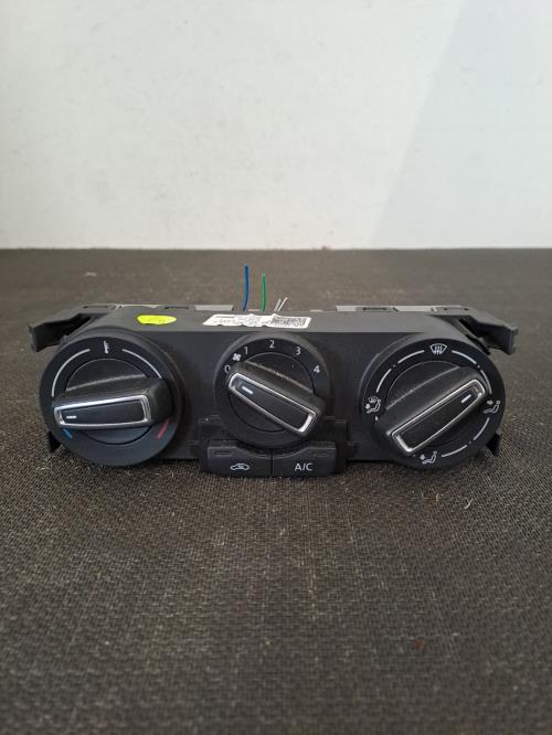 Image Commande chauffage - VOLKSWAGEN POLO 5