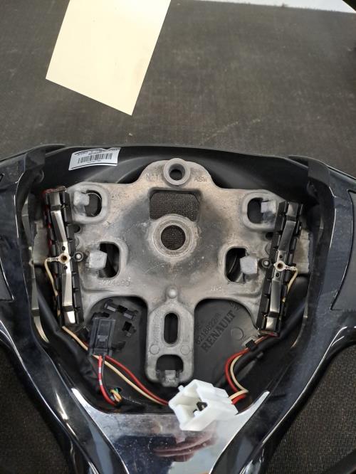Image Volant - RENAULT CLIO 4