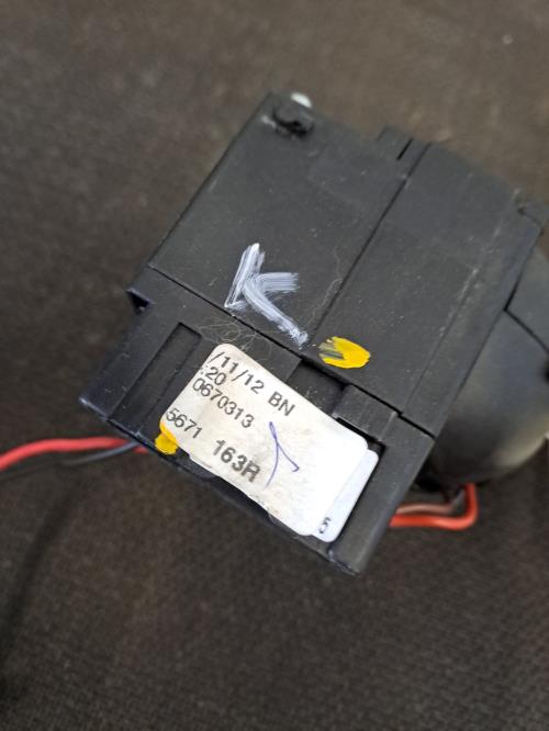 Image Commodo phare - RENAULT CLIO 4