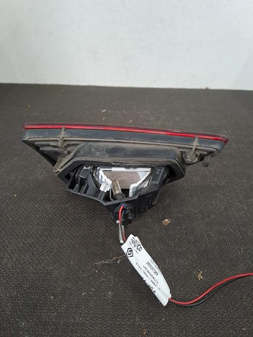 Image Feu arriere secondaire droit (feux) - RENAULT CLIO 4