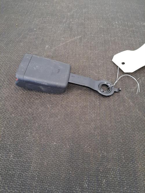 Image Attache ceinture avant gauche - CITROEN AMI