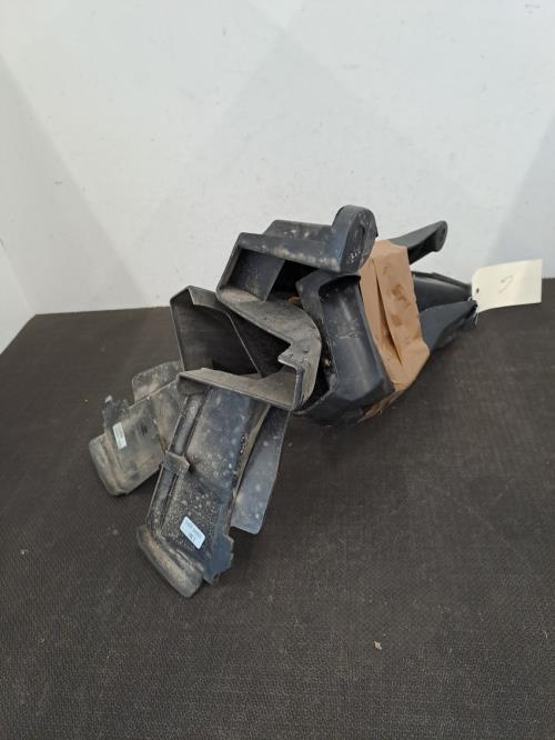 Image Moulure de pare choc arriere - PEUGEOT 3008 1