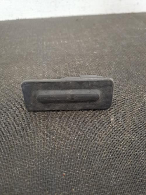 Image Bouton de coffre - CITROEN C4 CACTUS