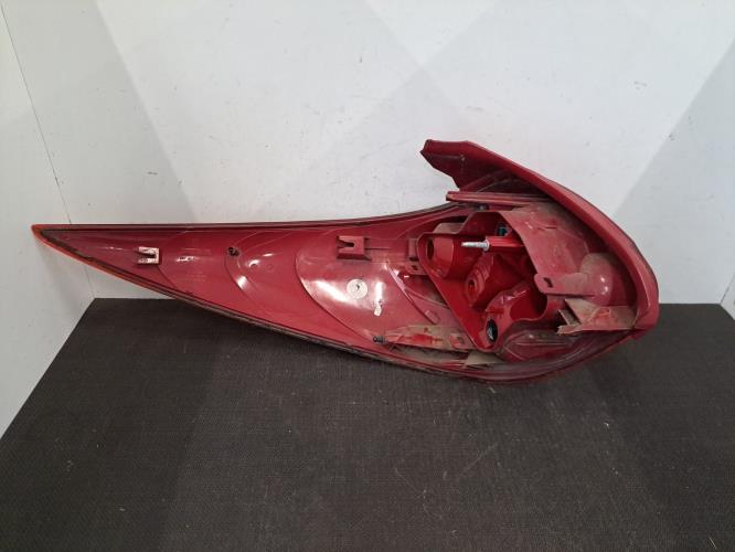 Image Feu arriere principal droit (feux) - PEUGEOT 207