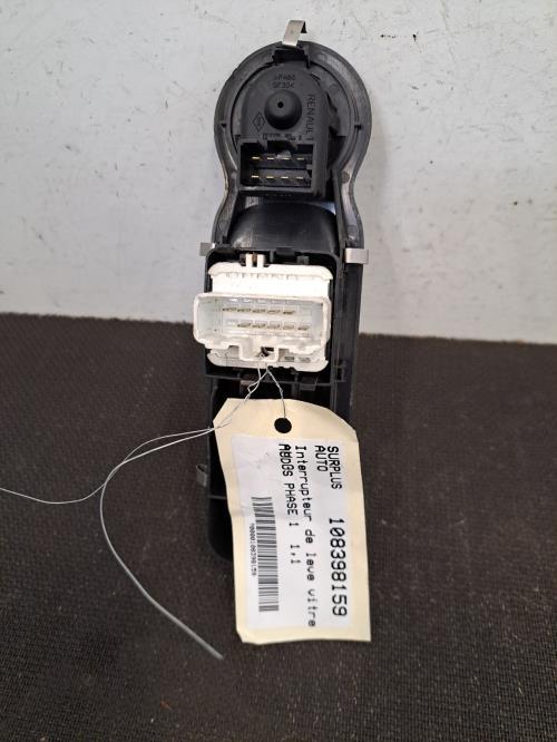 Image Interrupteur de leve vitre avant gauche - RENAULT MODUS