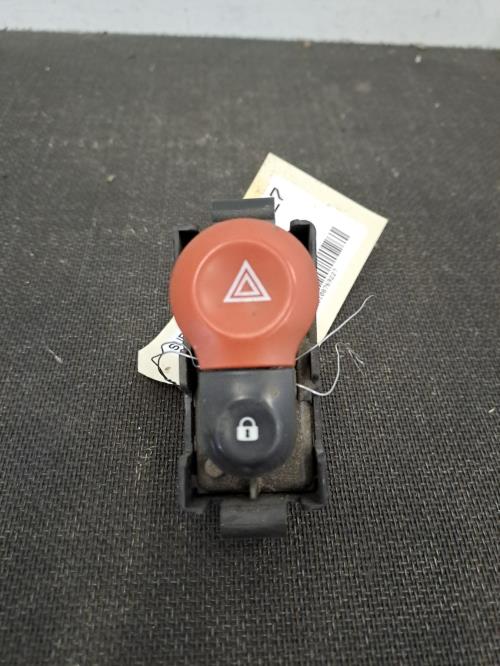Image Bouton de warning - RENAULT KANGOO 2