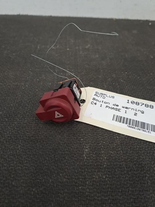 Image Bouton de warning - CITROEN C4 1