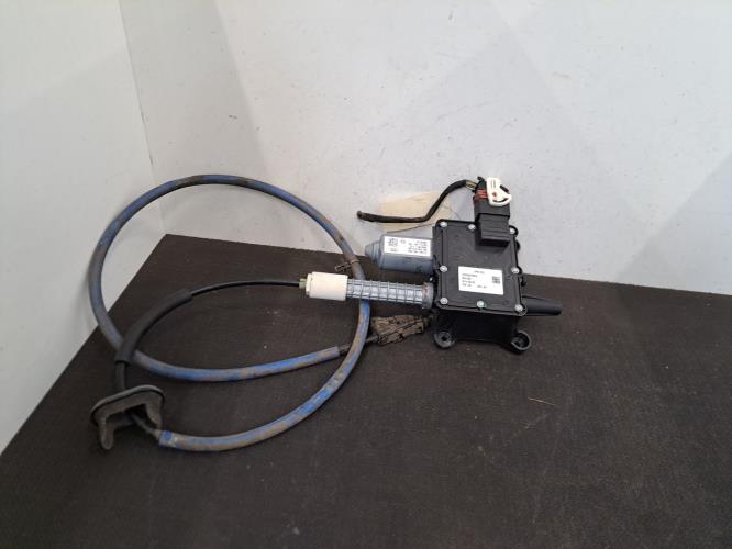 Image Bloc electrique de frein a main - PEUGEOT 5008 1