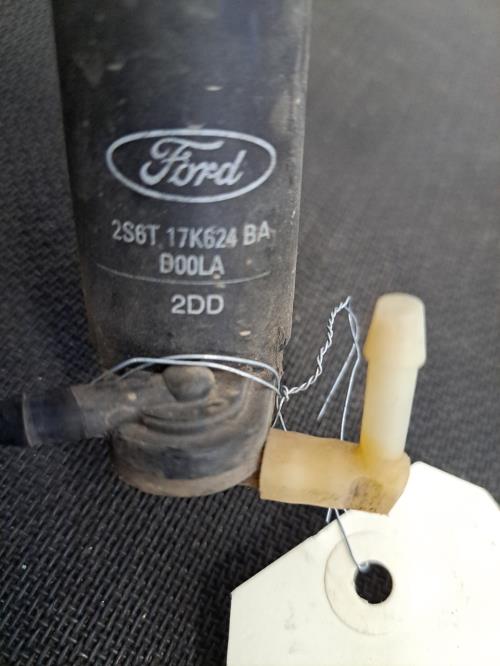 Image Pompe lave glace avant - FORD FIESTA 5