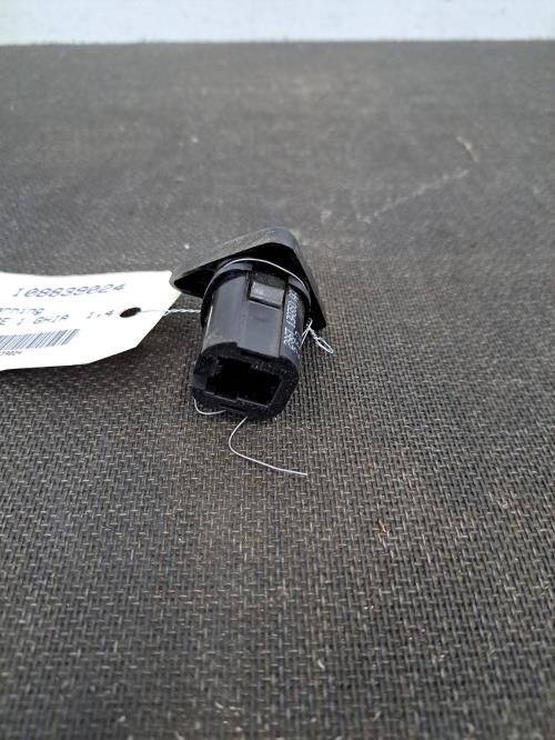 Image Bouton de warning - FORD FIESTA 5