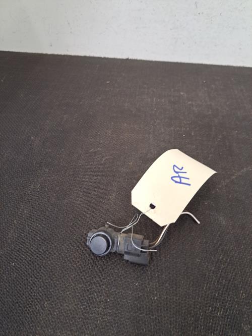 Image Capteur aide au stationnement - PEUGEOT 2008 1