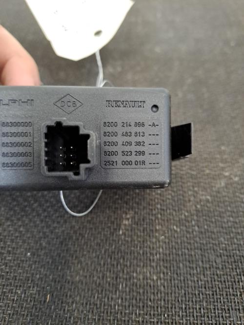 Image Bouton de warning - RENAULT CLIO 3