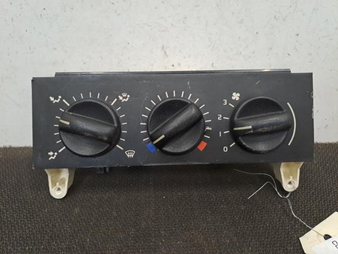 Image Commande chauffage - RENAULT CLIO 1