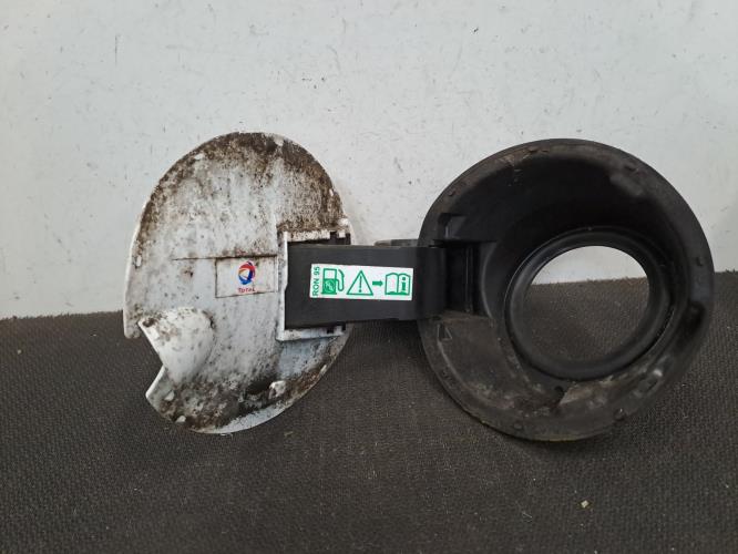 Image Trappe d'essence - PEUGEOT 208 1