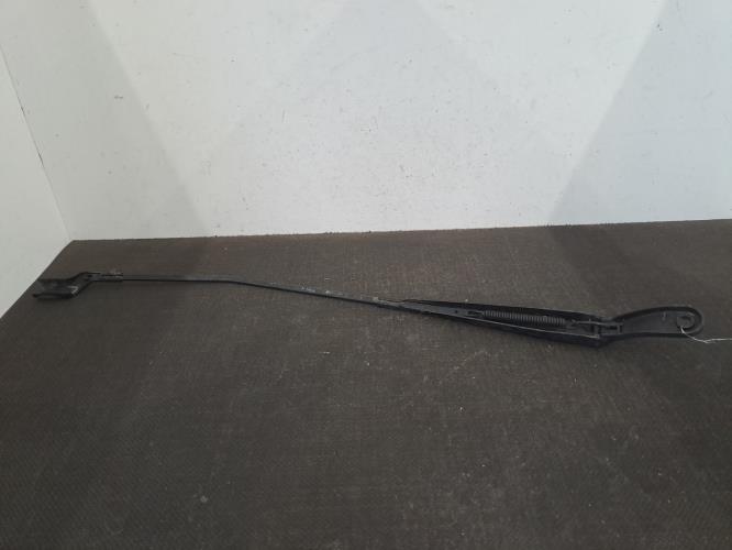 Image Bras essuie glace avant droit - PEUGEOT 208 1