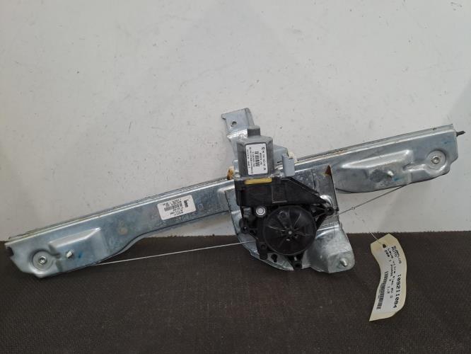 Image Leve vitre electrique avant droit - PEUGEOT 208 1