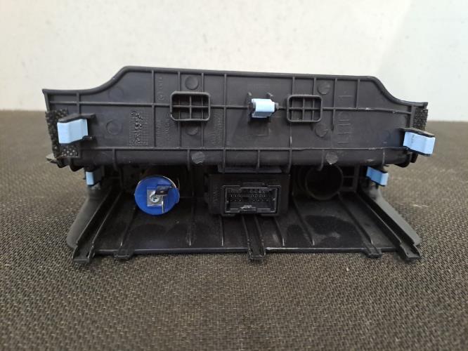 Image Prise port USB - KIA PICANTO 3