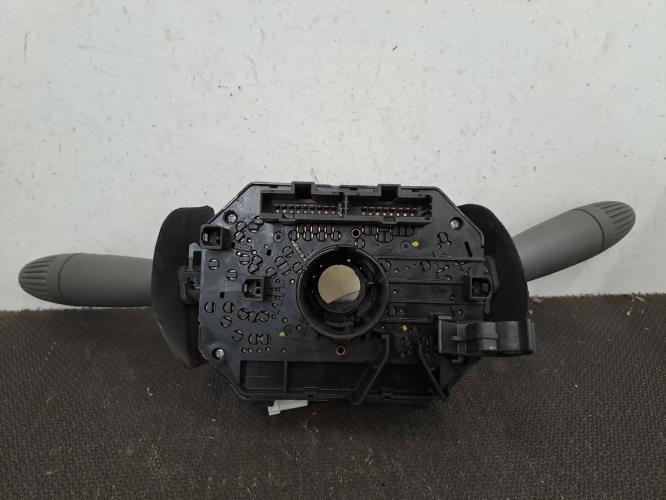 Image Com (Bloc Contacteur Tournant+Commodo Essuie Glace+Commodo Phare) - FIAT PANDA 2