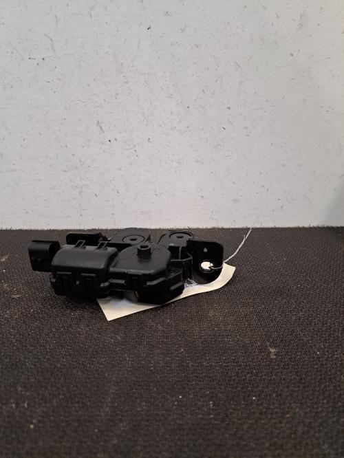Image Serrure de hayon - RENAULT CLIO 4