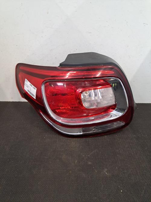 Image Feu arriere principal gauche (feux) - CITROEN DS3