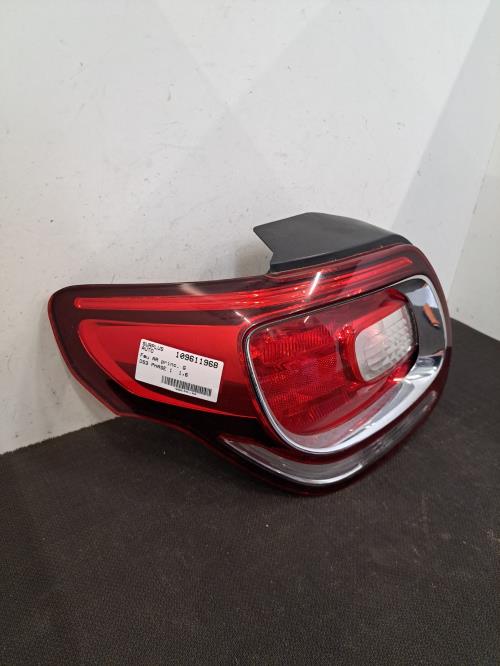 Image Feu arriere principal gauche (feux) - CITROEN DS3