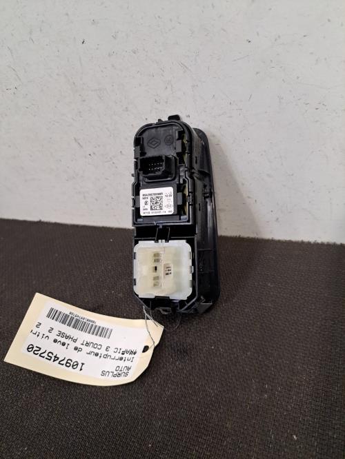 Image Interrupteur de leve vitre avant gauche - RENAULT TRAFIC 3 COURT