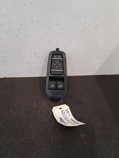 Image Interrupteur de leve vitre avant gauche - RENAULT TRAFIC 3 COURT