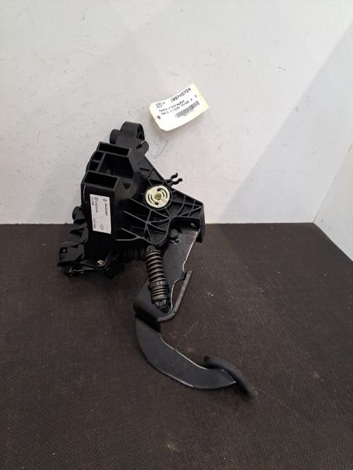Image Pedale d'embrayage - RENAULT TRAFIC 3 COURT