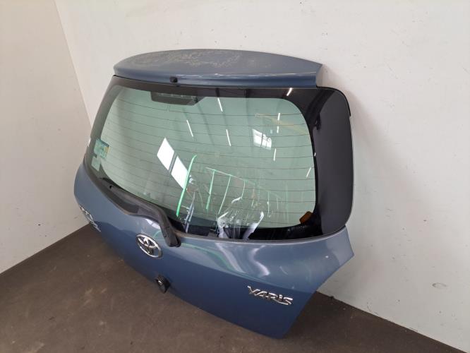 Image Malle/Hayon arriere - TOYOTA YARIS 2