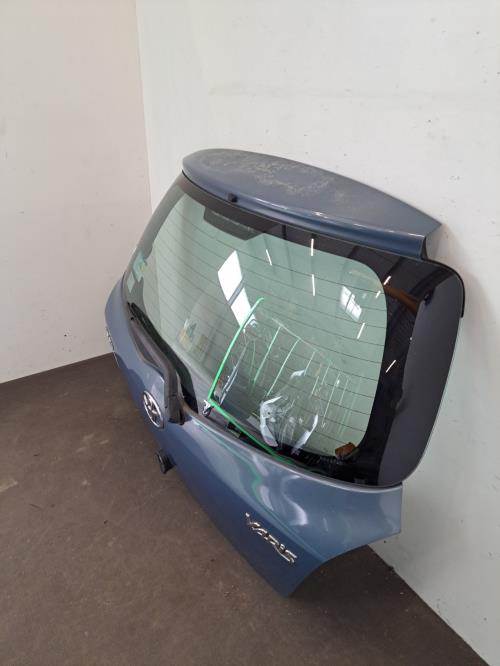 Image Malle/Hayon arriere - TOYOTA YARIS 2