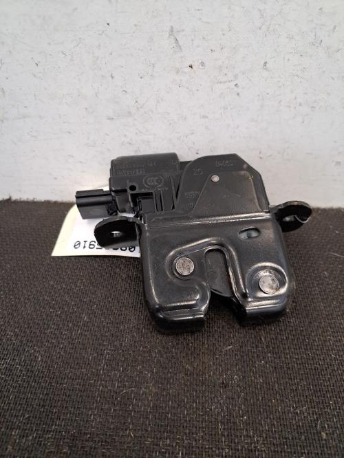 Image Serrure de hayon - RENAULT CLIO 4