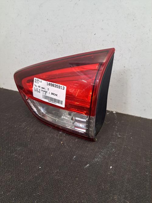 Image Feu arriere secondaire droit (feux) - RENAULT CLIO 4