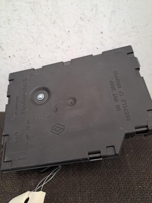 Image Lecteur de carte (neiman) - RENAULT CLIO 4