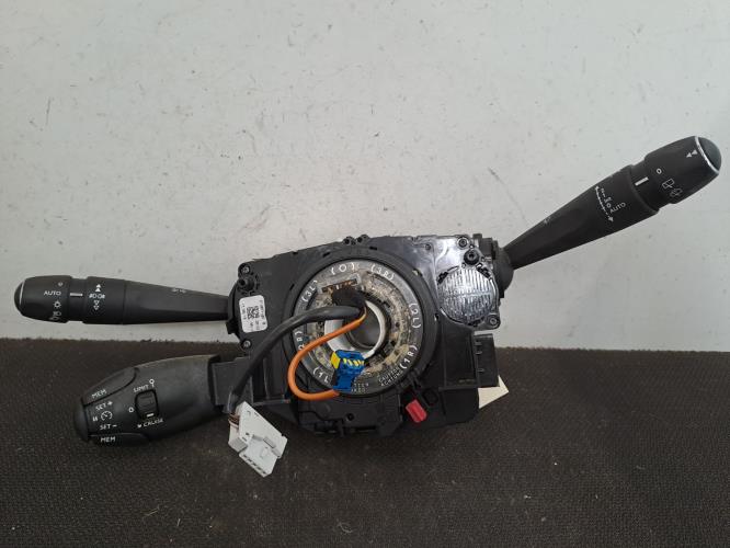 Image Com (Bloc Contacteur Tournant+Commodo Essuie Glace+Commodo Phare) - PEUGEOT 308 2 SW
