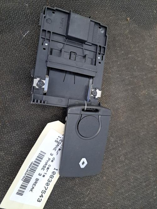 Image Lecteur de carte (neiman) - RENAULT MEGANE 3