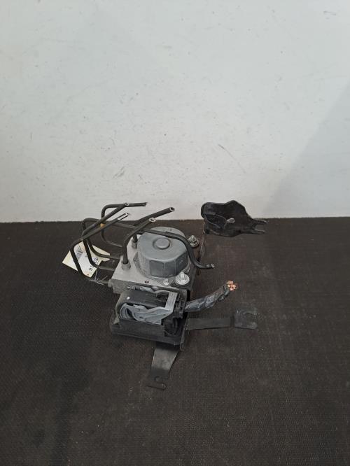 Image Bloc ABS (freins anti-blocage) - RENAULT CLIO 4