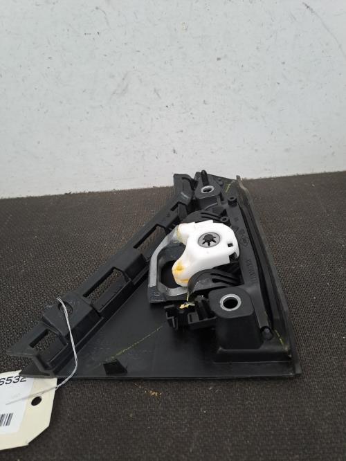 Image Poignee porte arriere droit - RENAULT CLIO 5