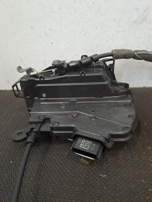 Image Serrure avant droit - RENAULT CLIO 5