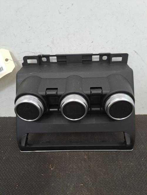 Image Commande chauffage - RENAULT CLIO 5