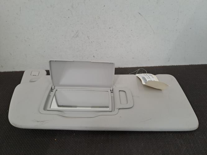 Image Pare soleil gauche - RENAULT CLIO 5
