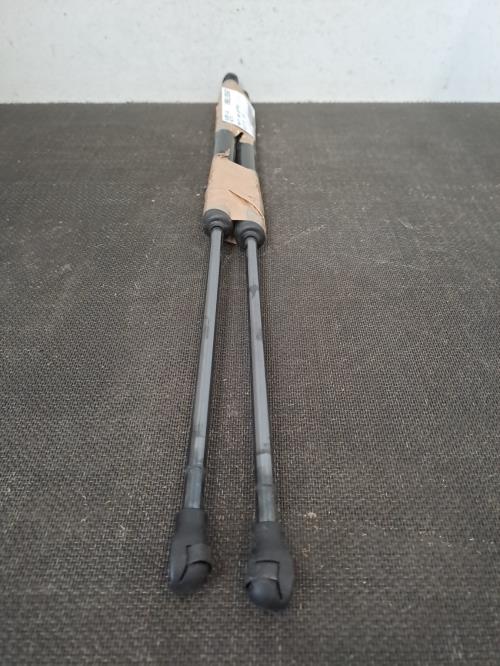 Image Verin de coffre - RENAULT CLIO 5