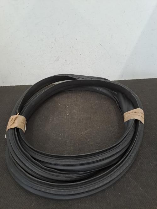 Image Joint de porte avant gauche - RENAULT CLIO 5