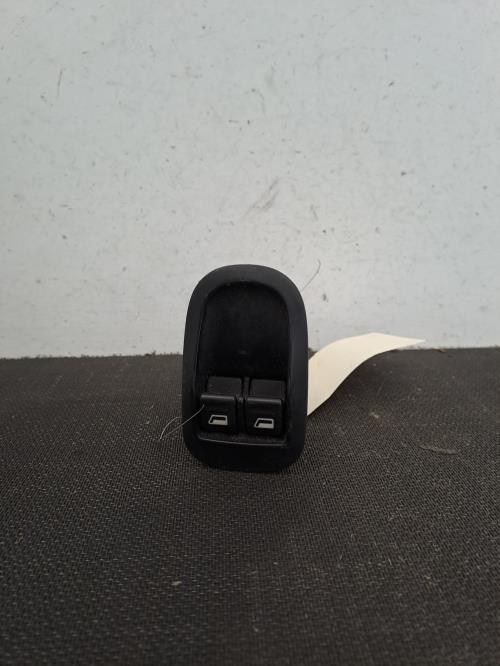 Image Interrupteur de leve vitre - PEUGEOT 206
