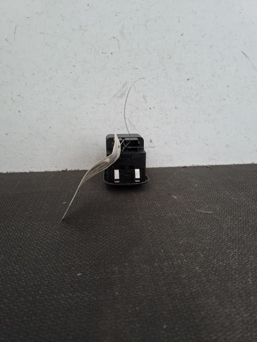 Image Interrupteur de leve vitre - PEUGEOT 206